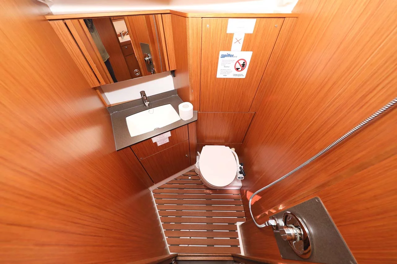 Bavaria Cruiser 41 Style (Madrugada)  - 24