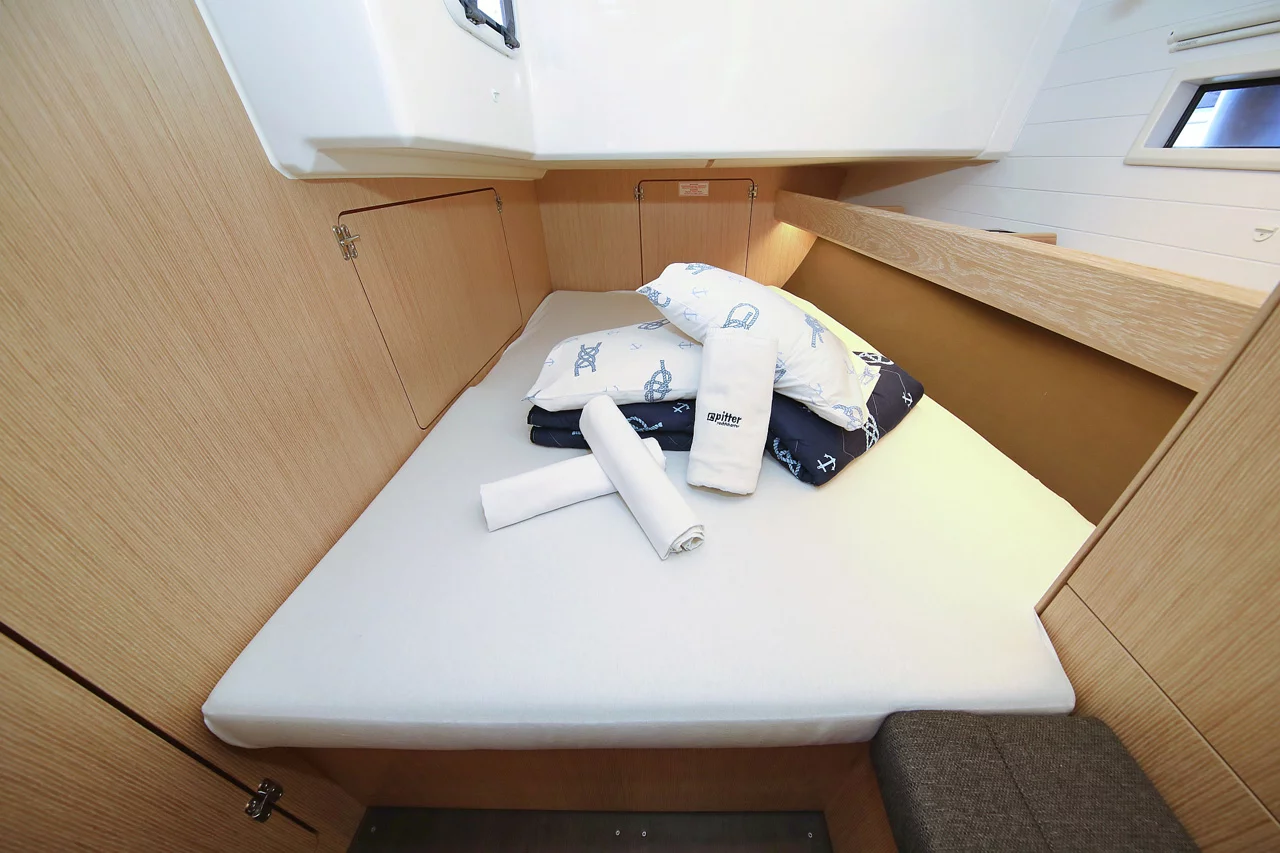 Bavaria Cruiser 46 - 4 cab. (Saphir)  - 24