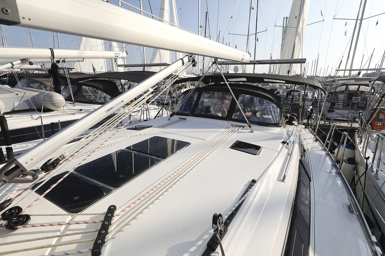 Photo #5 - Bavaria Cruiser 46 - 4 cab. (Rocky I) in Trogir - 31446