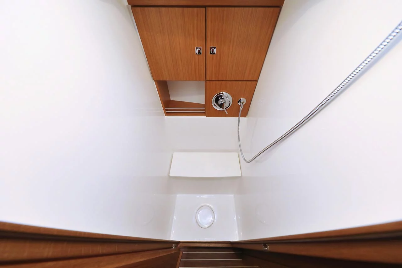 Bavaria Cruiser 46 - 4 cab. (Enigma)  - 28