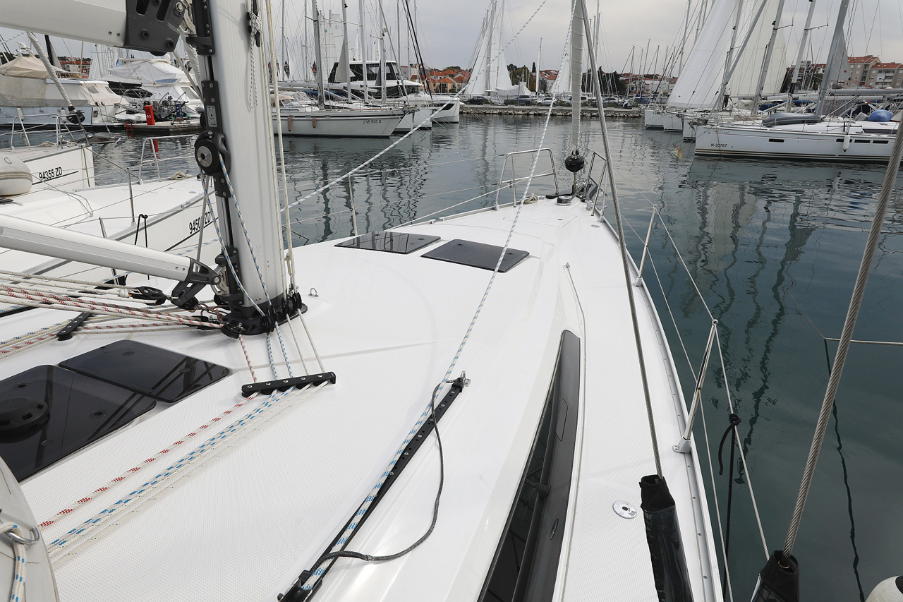 Photo #3 - Bavaria Cruiser 46 - 4 cab. (Rubin) in Biograd - 31451