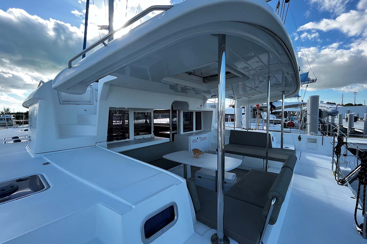 Photo #3 - Lagoon 450 F - 4 + 2 cab. (Cristal) in Marsh Harbour - 31474