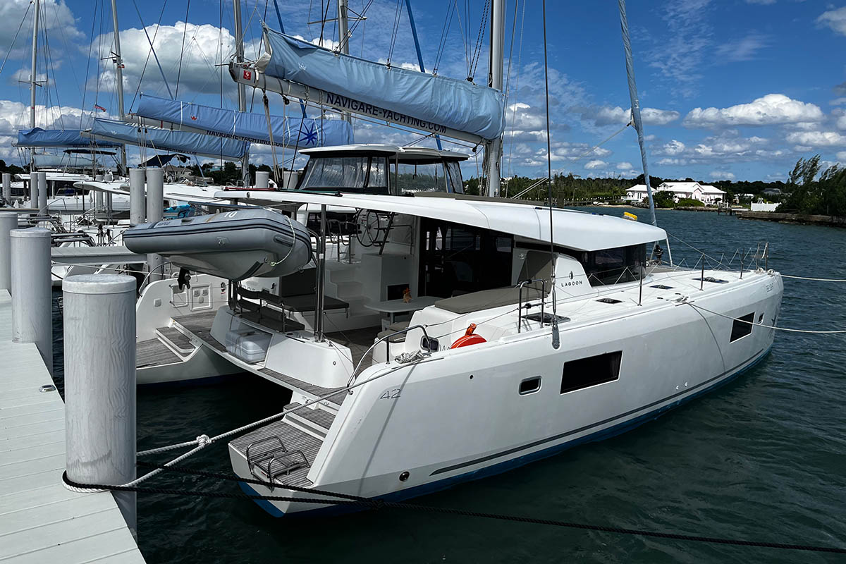 Photo #1 - Lagoon 42 - 4 + 2 cab. (Belight) en Nanny Cay - 31479