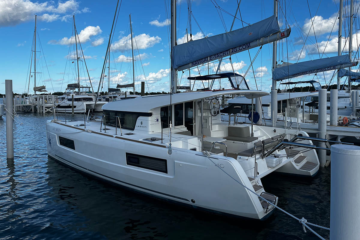 Photo #1 - Lagoon 40 - 3 + 2 cab (Lady Birgith) in Marsh Harbour - 31482