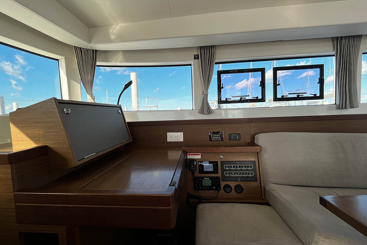 Photo #13 - Lagoon 40 - 3 + 2 cab (Lady Birgith) in Marsh Harbour - 31482
