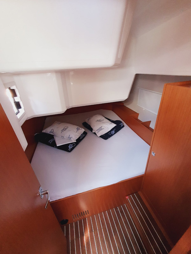 Photo #13 - Bavaria C42 (Lucia) en Pula - 31485
