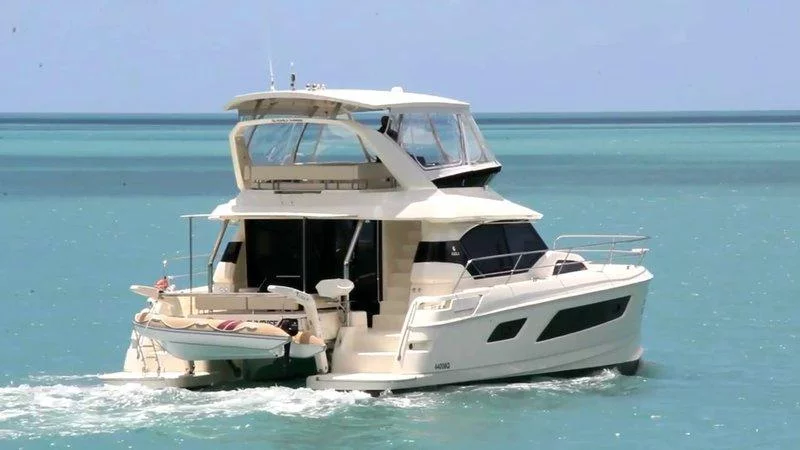 Aquila 44 (CELEBORN)  - 0