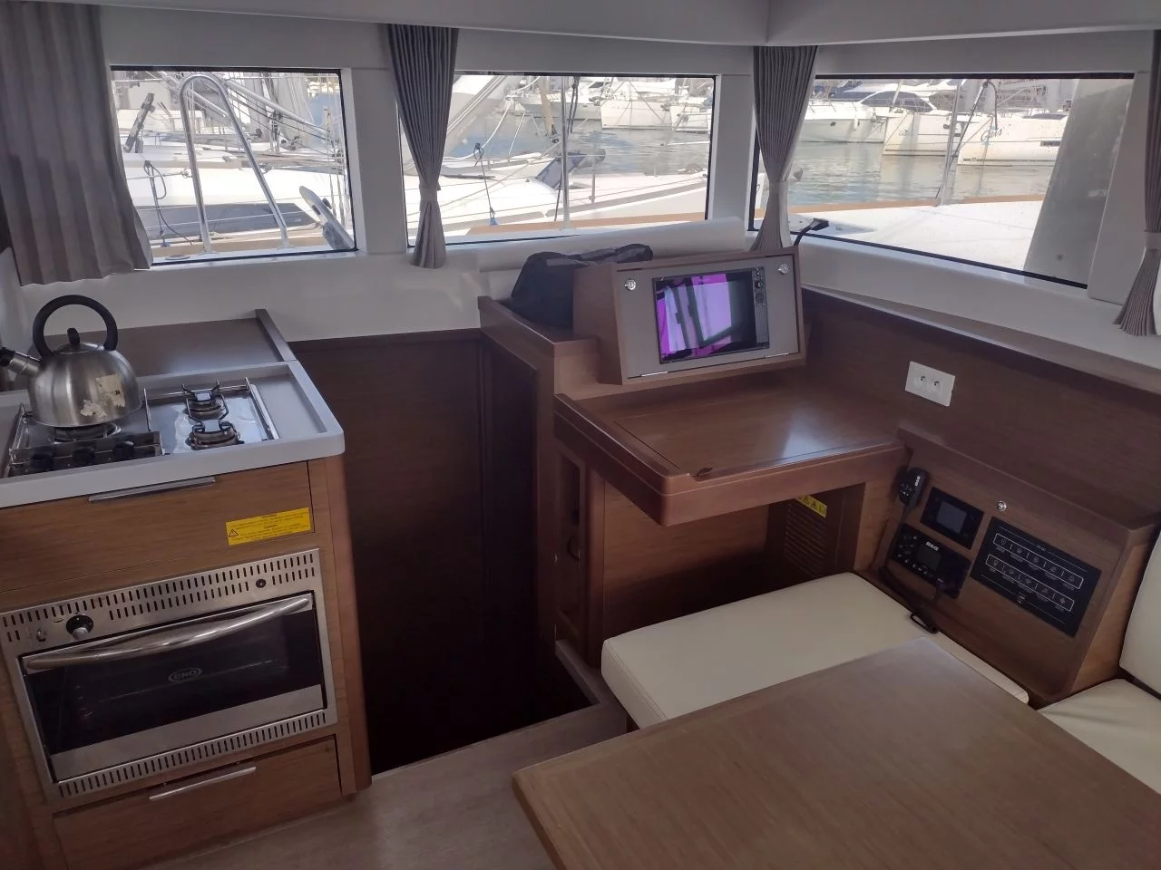 Lagoon 40 - 4 + 2 cab (RAPHAELLE)  - 6
