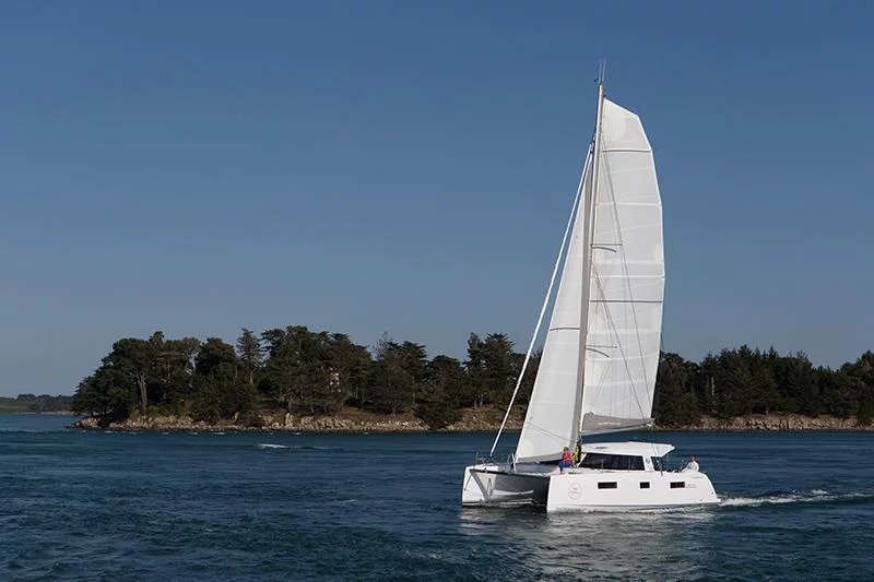 Nautitech 40 Open - 4 + 2 cab. (LOU ROUSTIDOU)  - 2