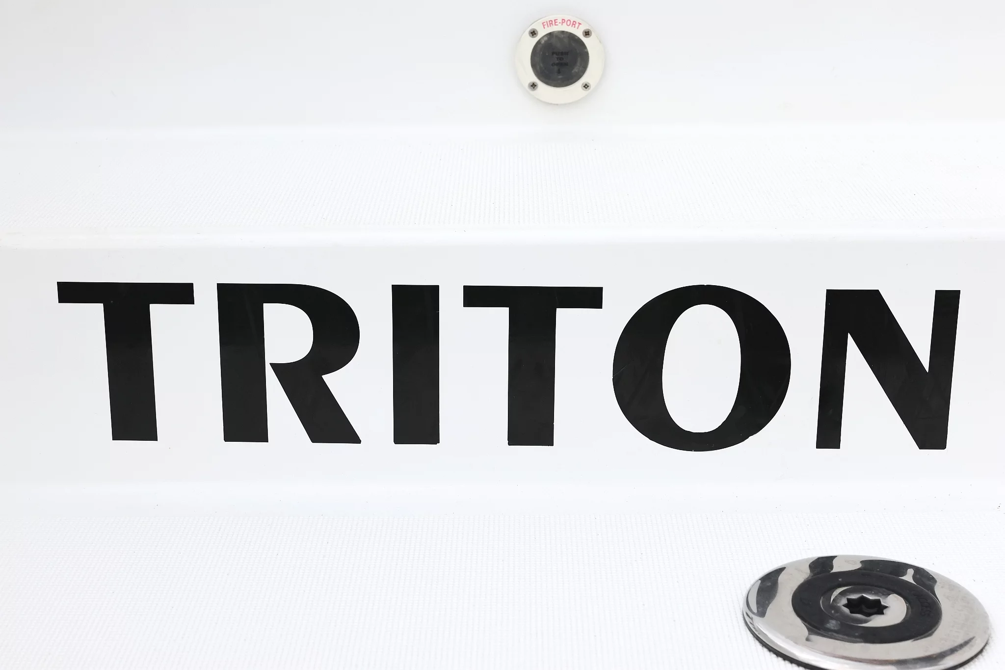 Bali 4.6 - 5 + 1 cab. (Triton)  - 51