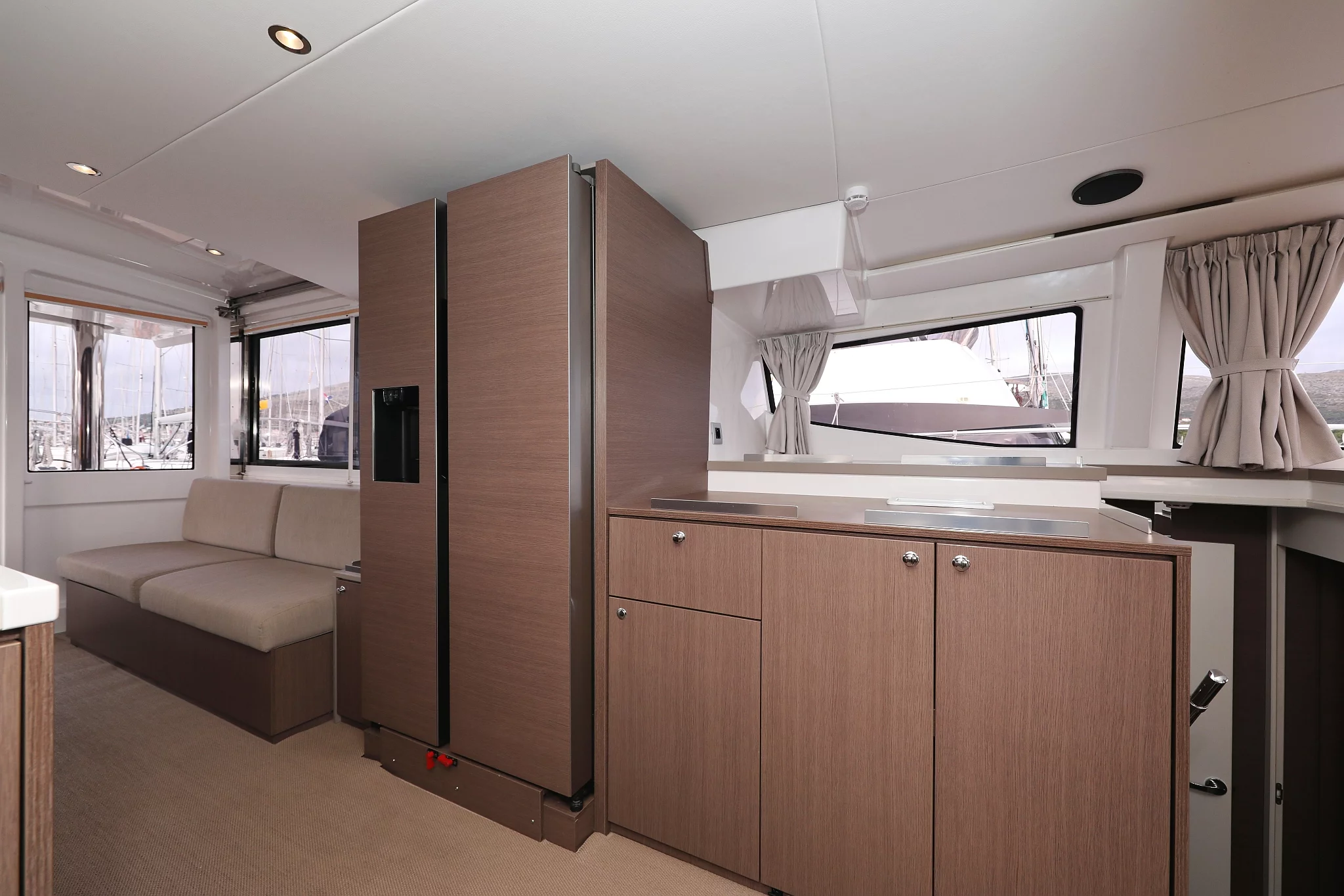 Bali 4.8 - 6 + 2 cab. (Titan)  - 15