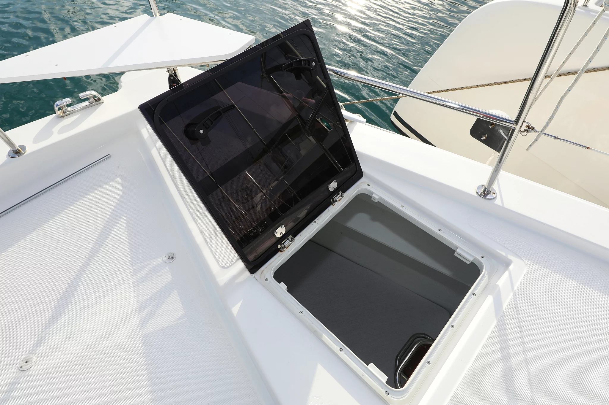 Bali 4.8 - 6 + 2 cab. (Titan)  - 47