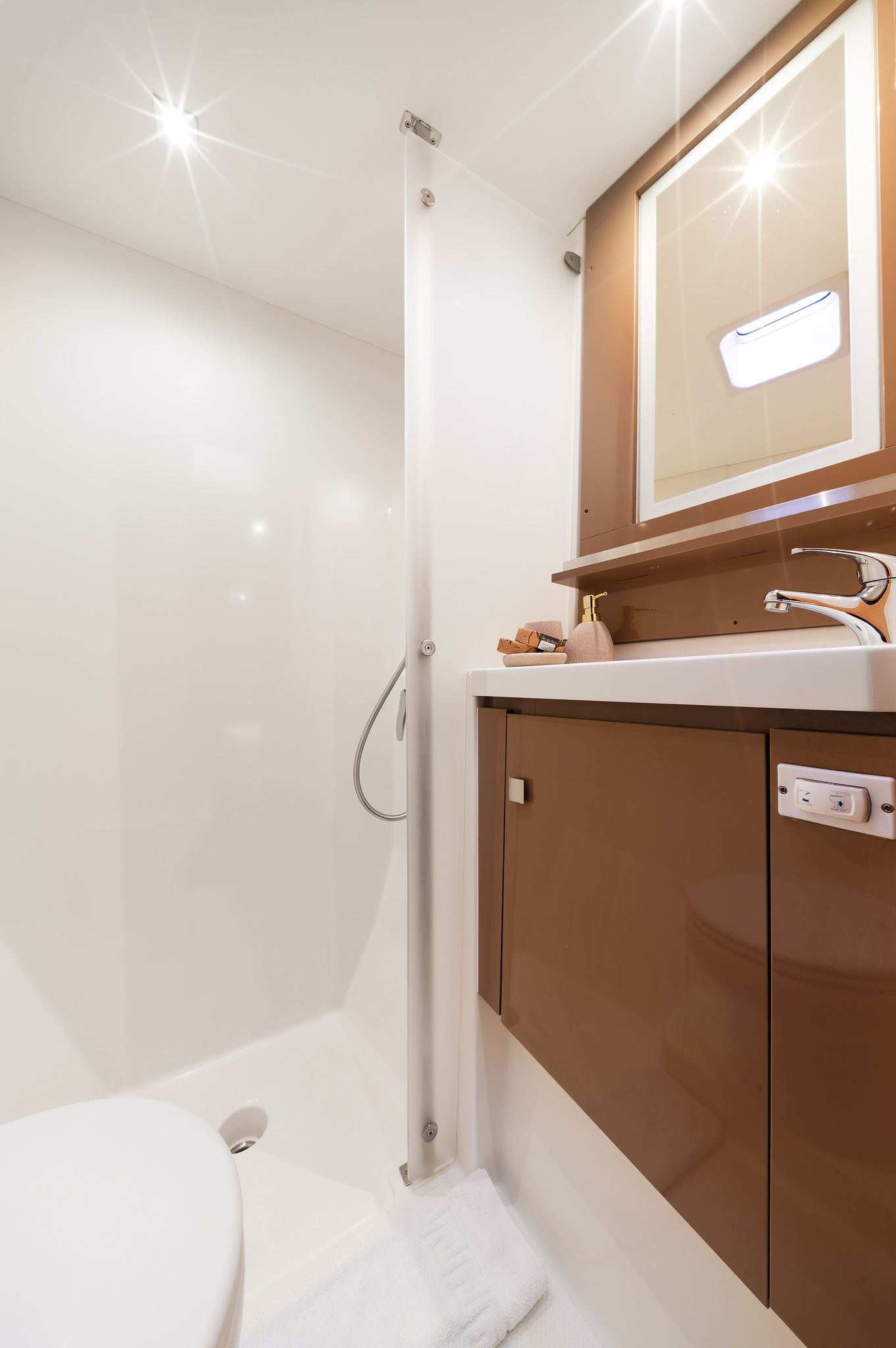 Fountaine Pajot Saba 50 - 6 + 1 cab. — photo 41