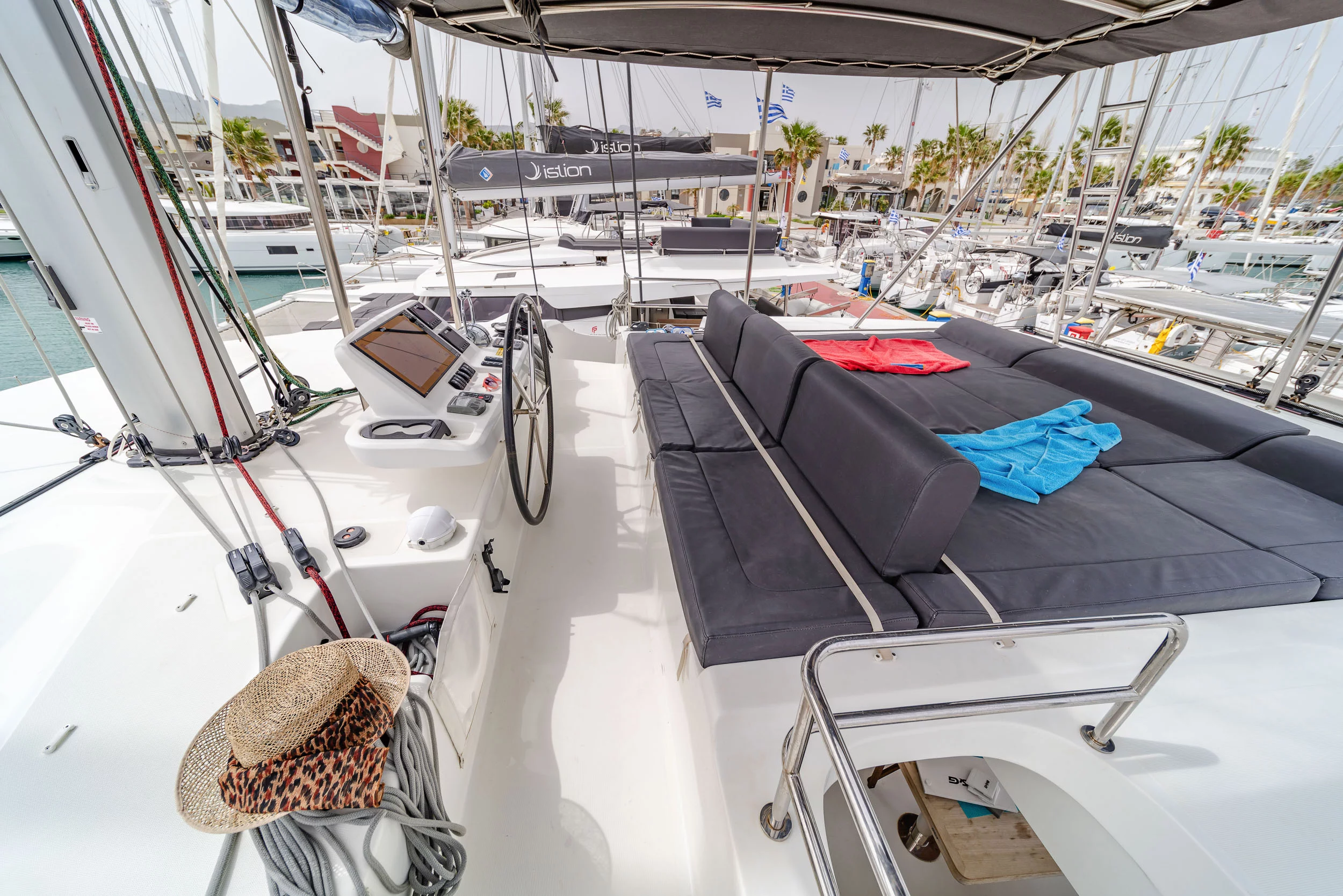 Lagoon 50 - 6 + 2 cab. (Just Infinity)  - 5