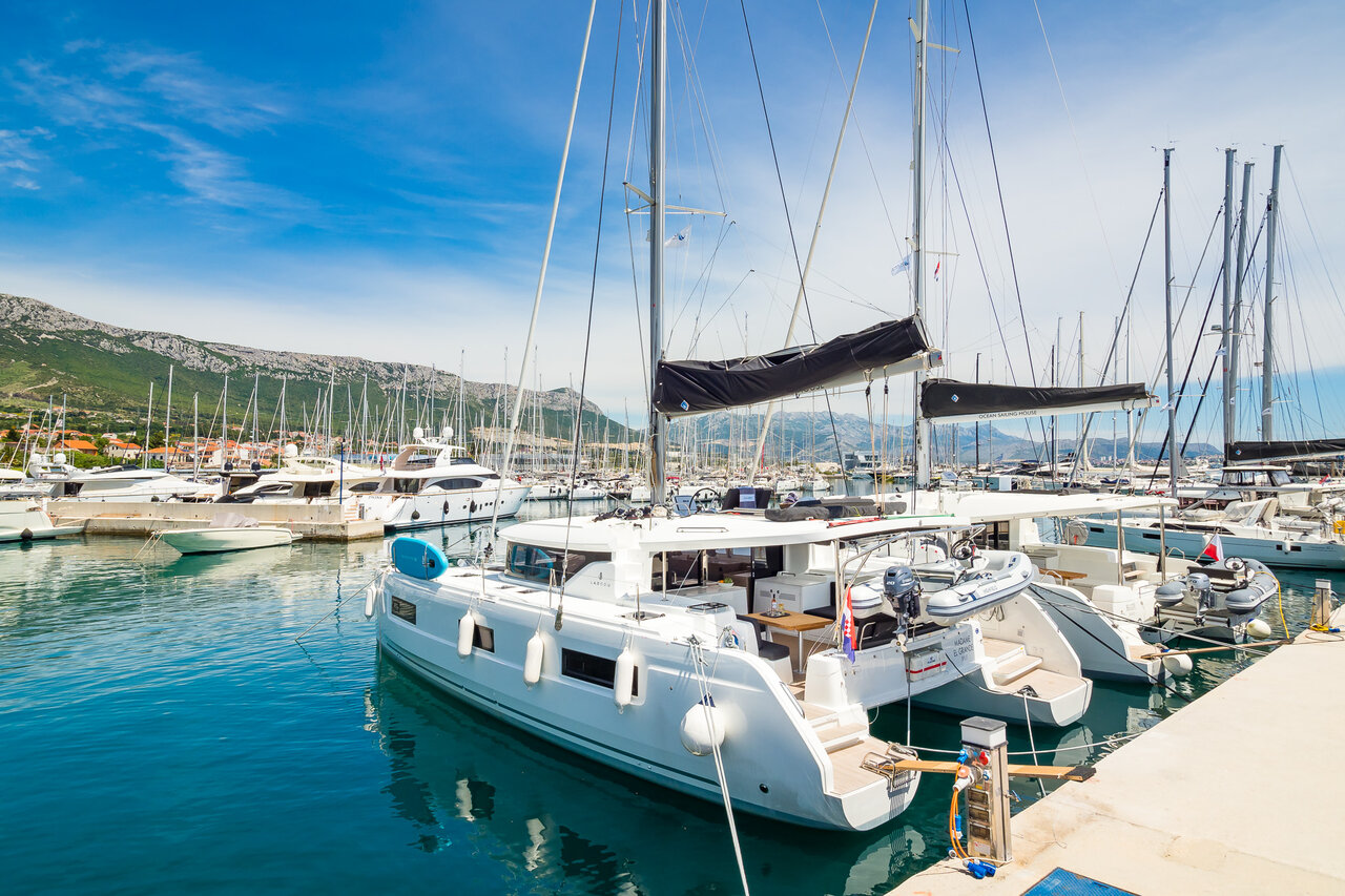 Photo #3 - Lagoon 46 - 4 + 2 cab. (Madame El Grande) in Kastela - 31780