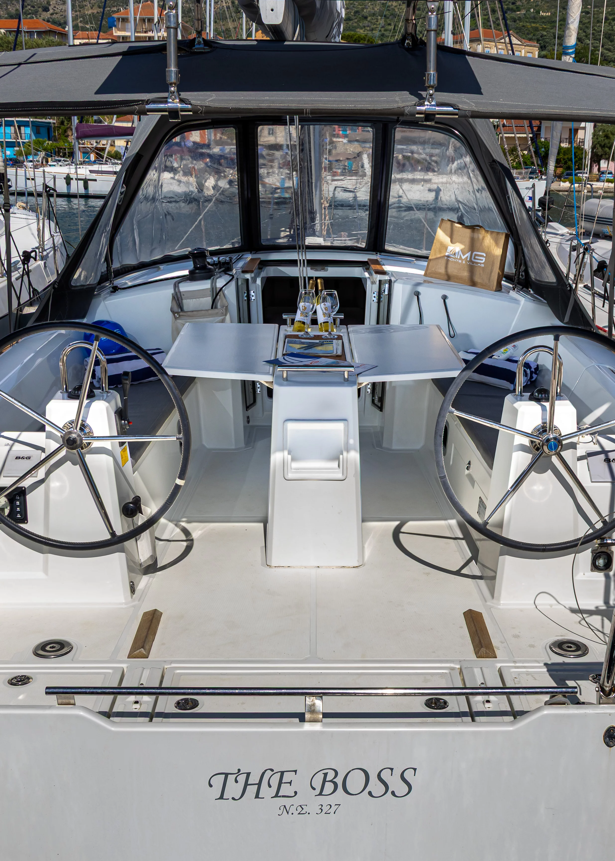 Oceanis 38.1 (The Boss)  - 4