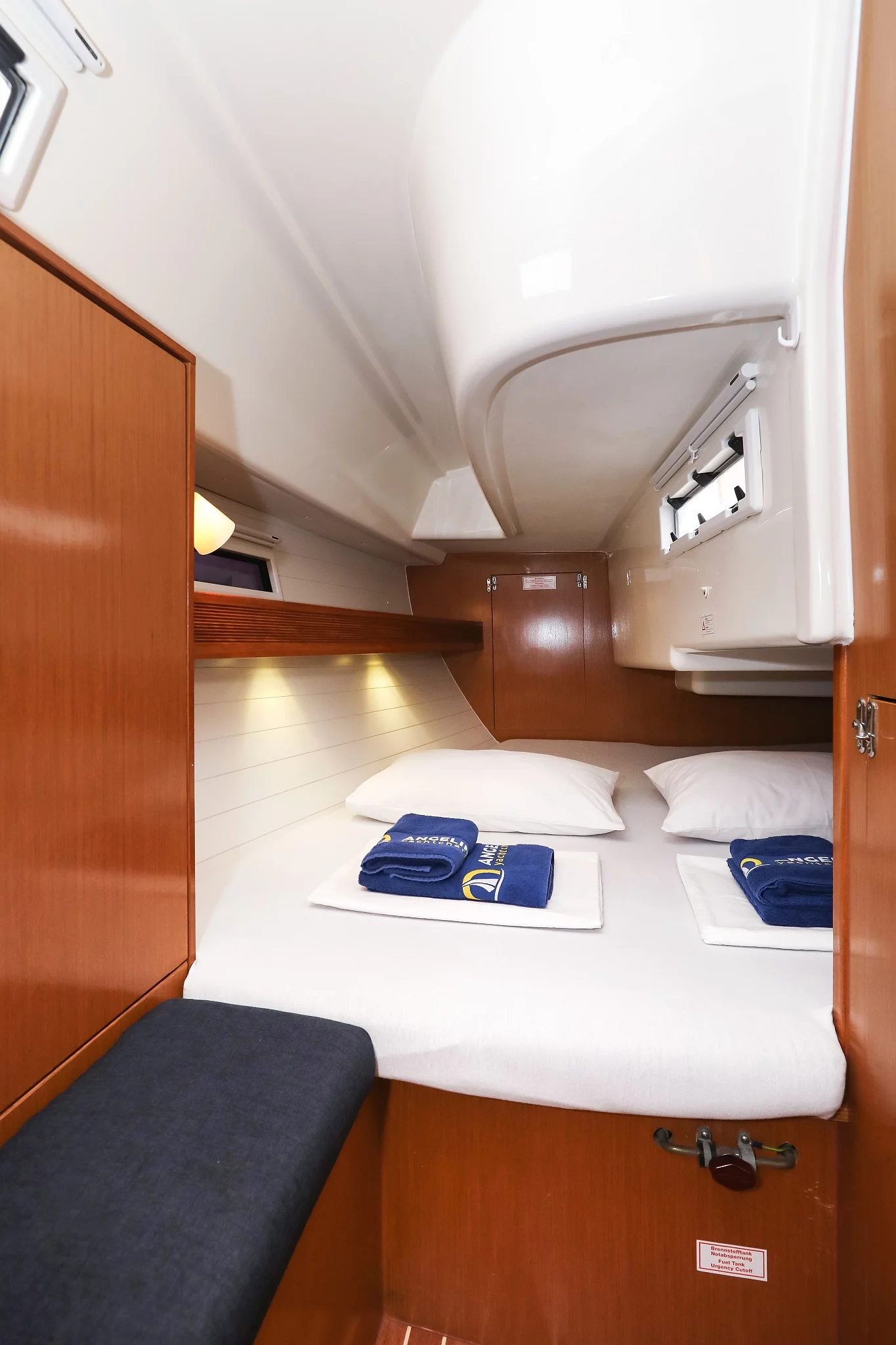Bavaria Cruiser 32 (Star Chiara)  - 24