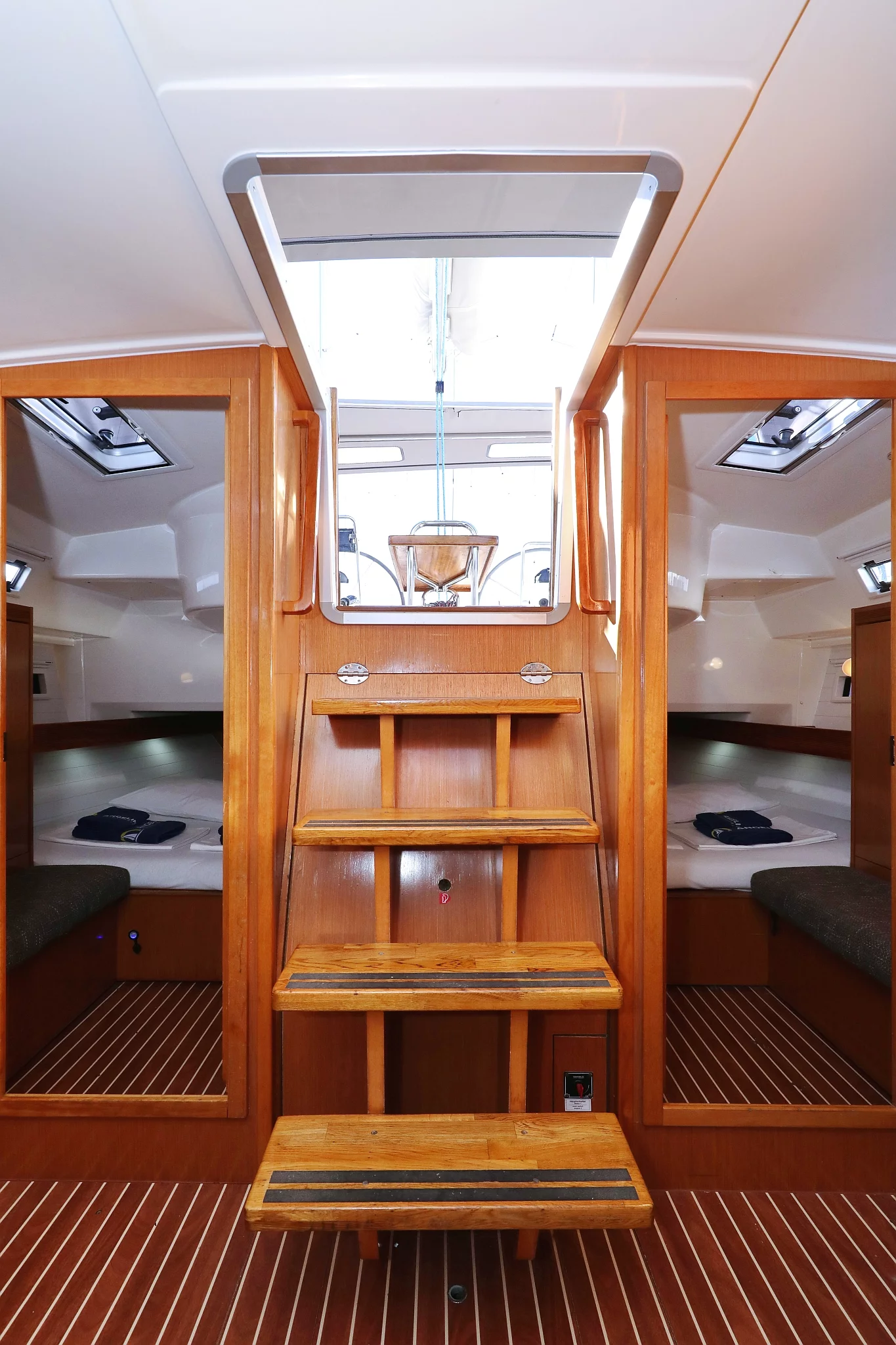 Bavaria Cruiser 40 S (Silver Arrow)  - 44