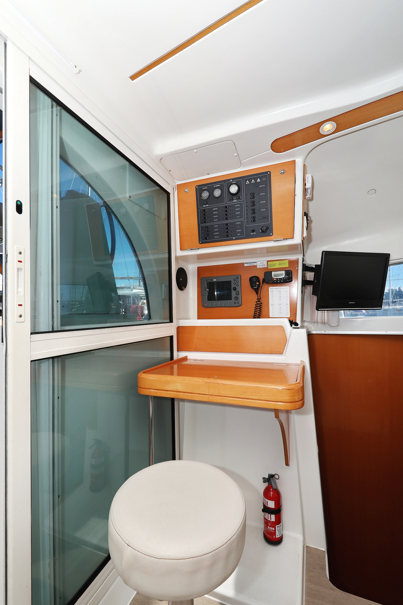 Photo #13 - Lagoon 380 S2 - 4 + 2 cab. (Love Song) in Biograd - 31814