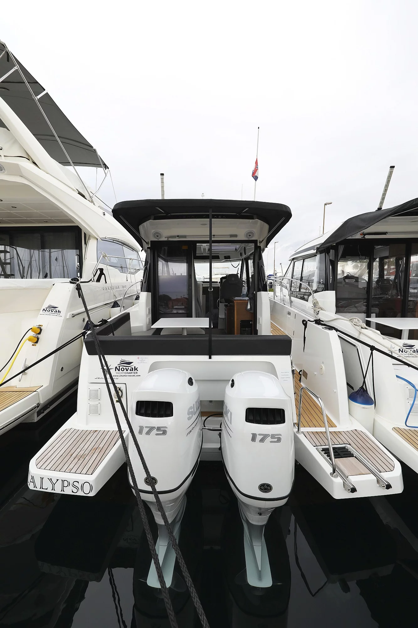 Merry Fisher 895 (Calypso)  - 2