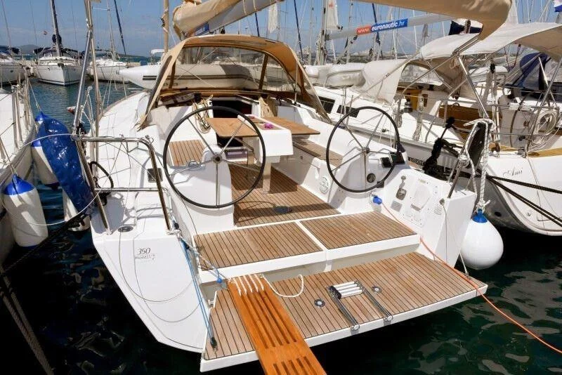 Dufour 350 GL (Navita)  - 2