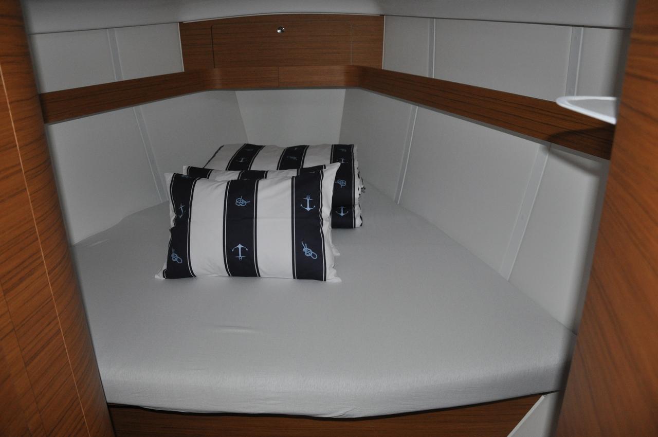 Photo #8 - Elan Impression 40 (Evita) in Biograd - 31826