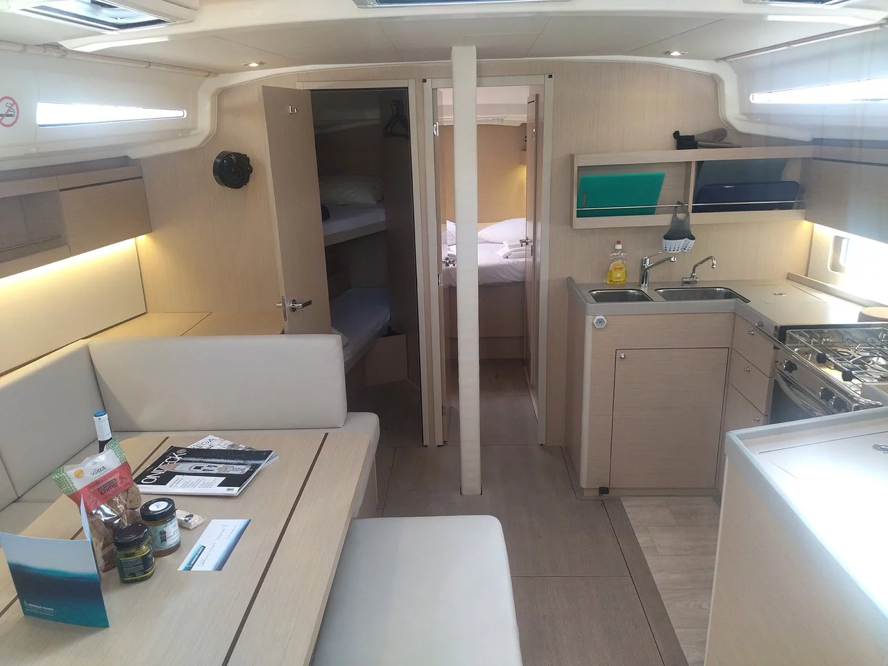 Oceanis 40.1 (Magnum)  - 4
