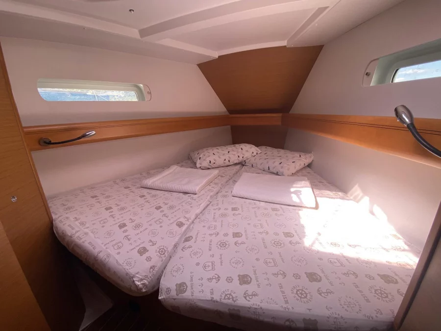 Sun Odyssey 439 (Toya)  - 5