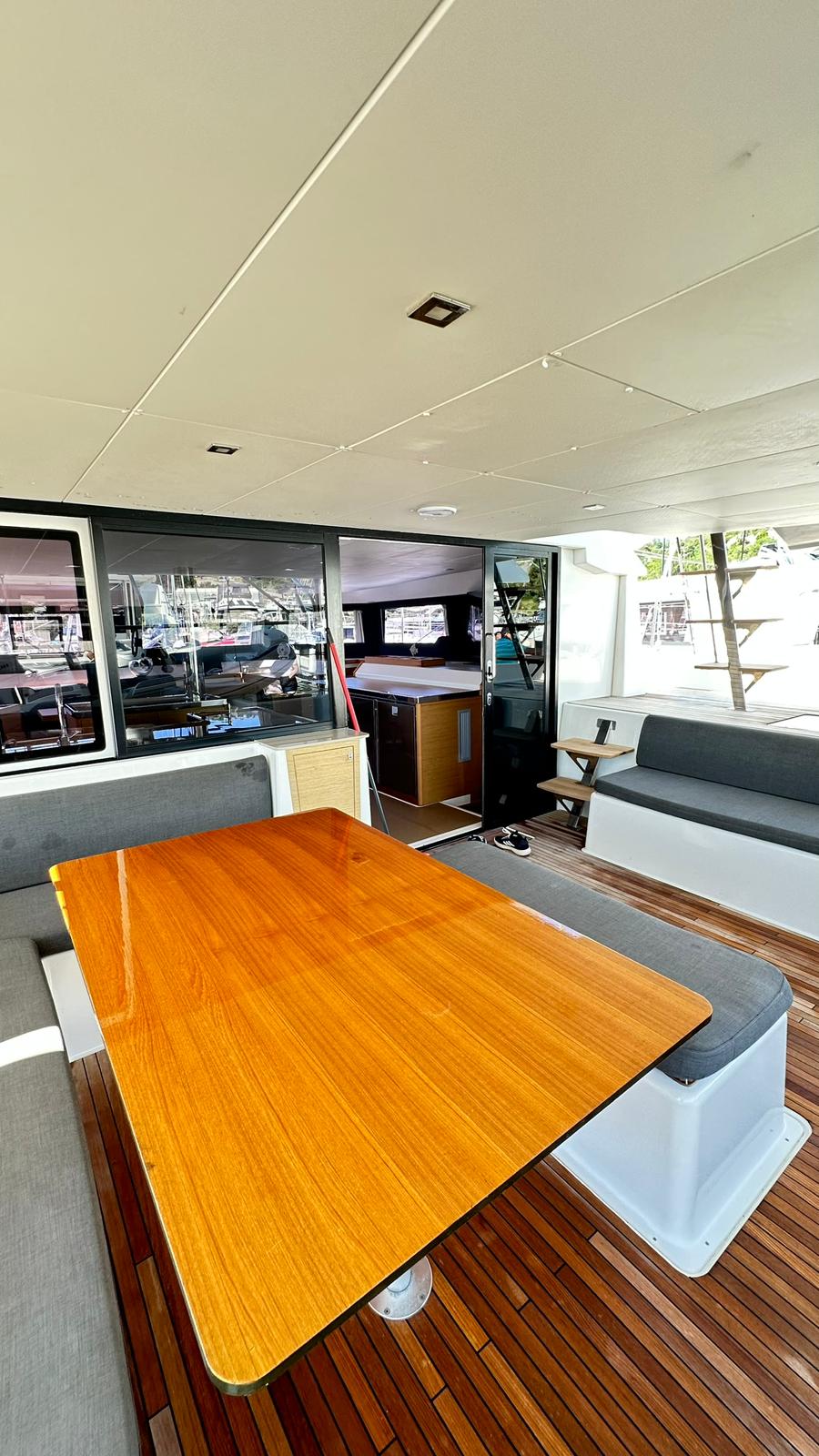 Dufour 48 Catamaran - 5 + 1 cab. — photo 4