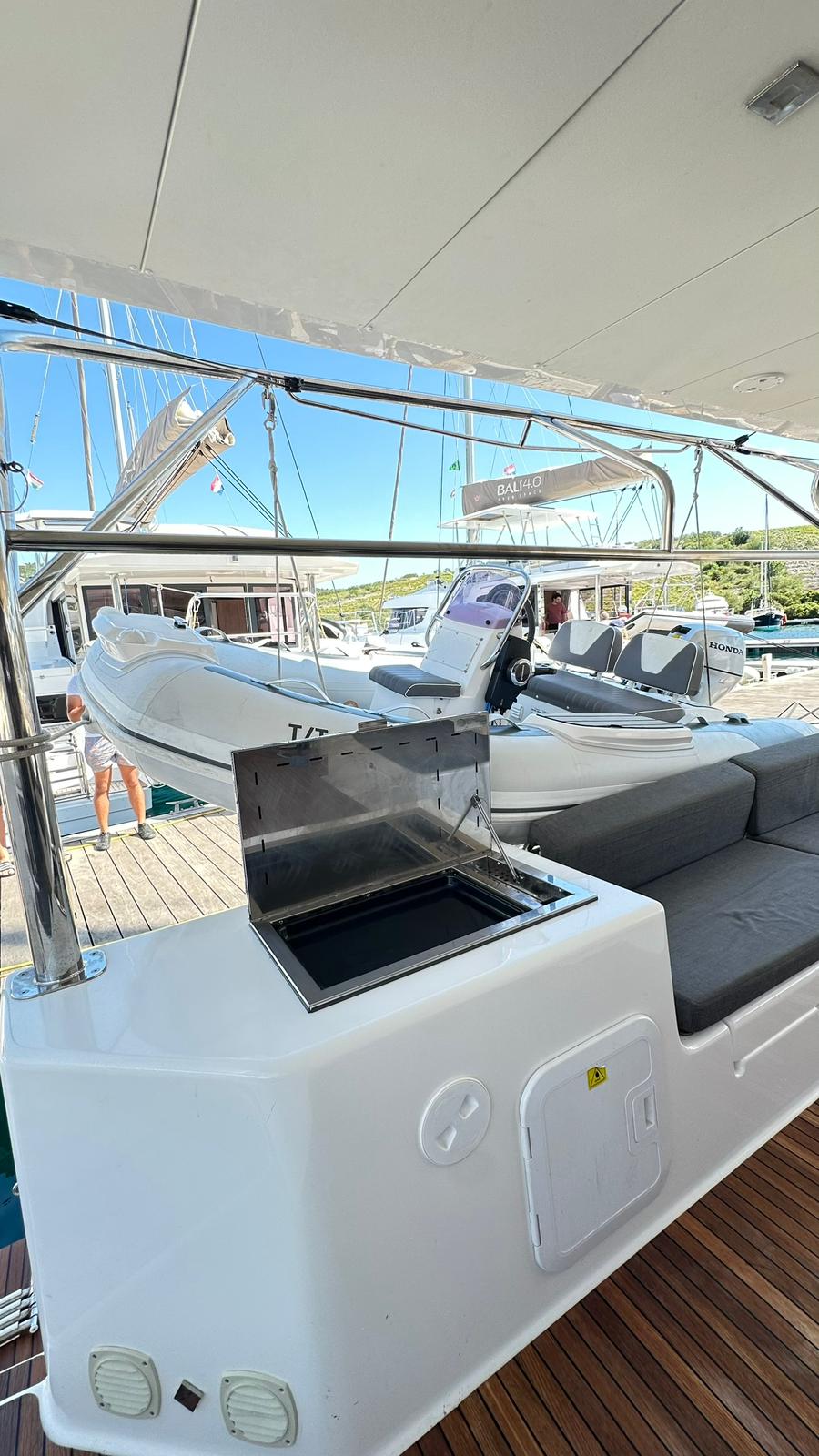 Dufour 48 Catamaran - 5 + 1 cab. — photo 5