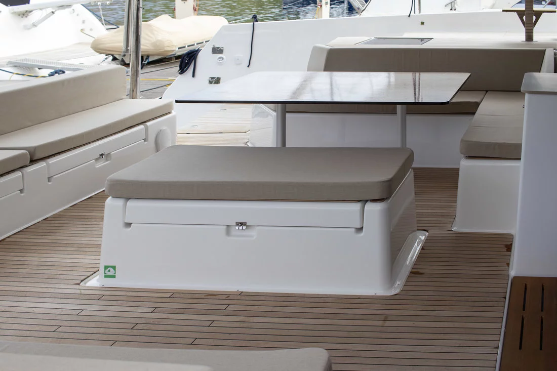 Dufour 48 Catamaran - 5 + 1 cab. (Casablanca)  - 12
