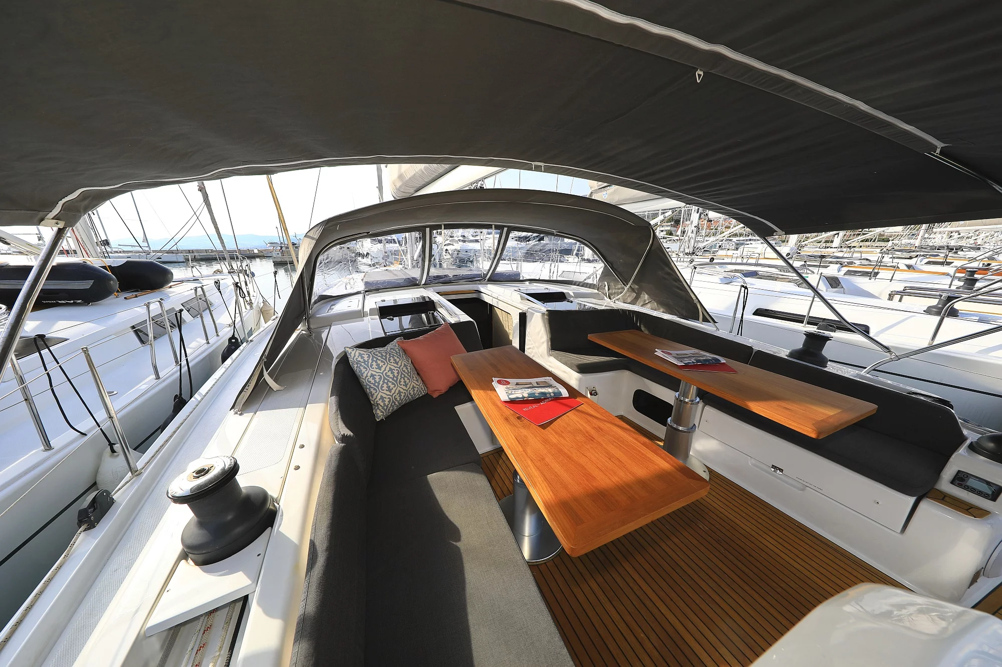 Hanse 508 - 5 + 1 cab. (Licence to Chill)  - 5