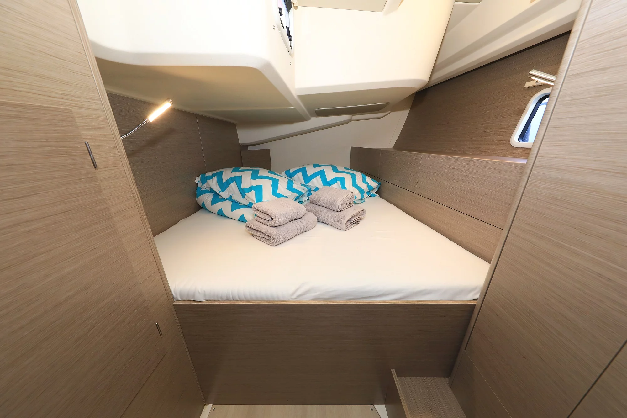 Hanse 508 - 5 + 1 cab. (Licence to Chill)  - 12