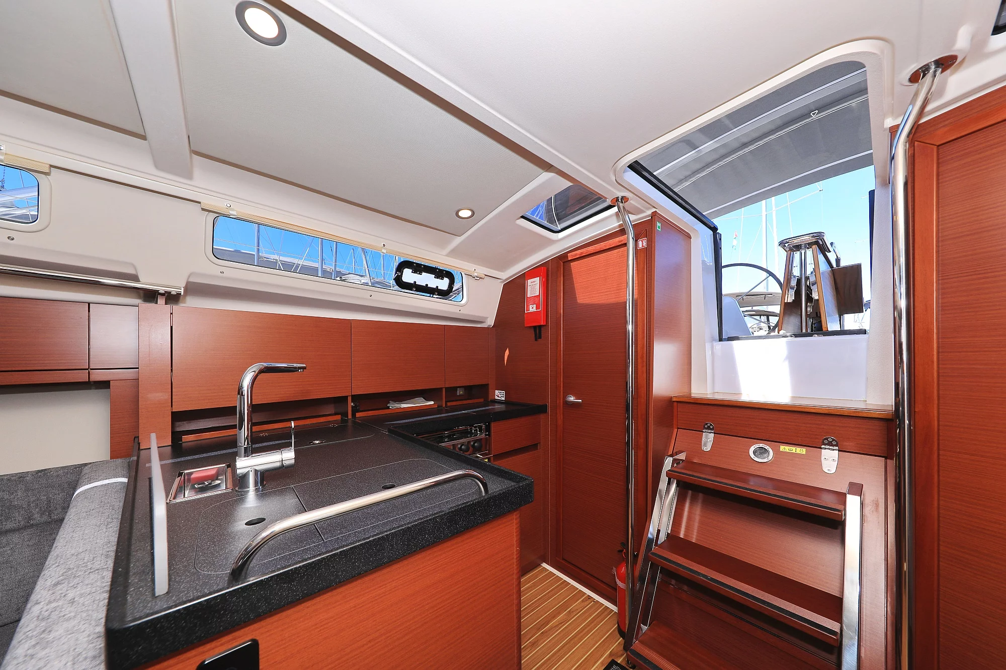 Hanse 388 (Sweet Summer)  - 9
