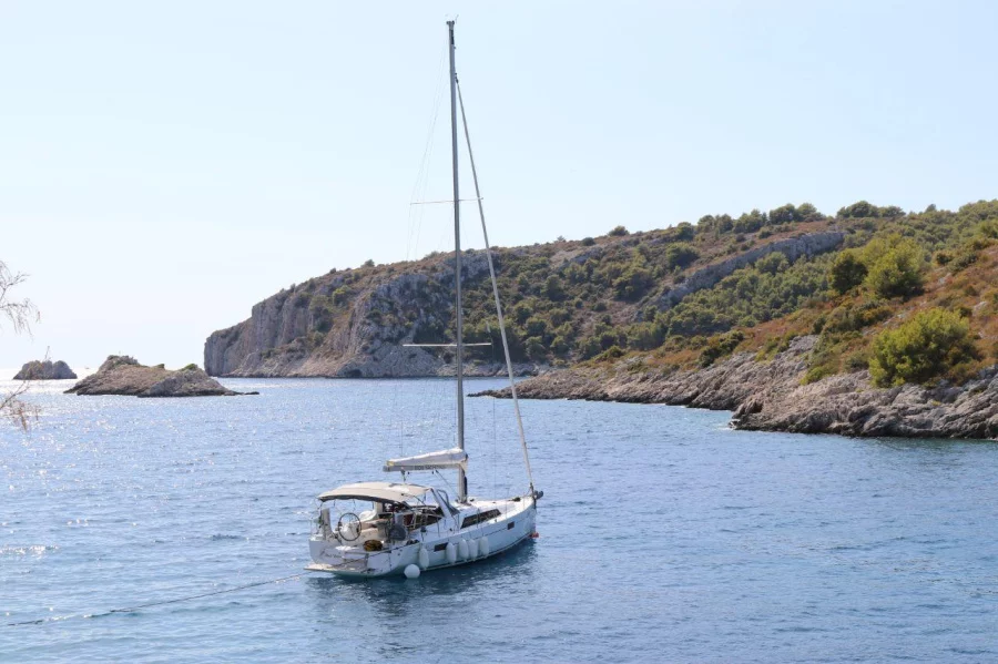 Oceanis 41.1 (Mala Nevina)  - 5
