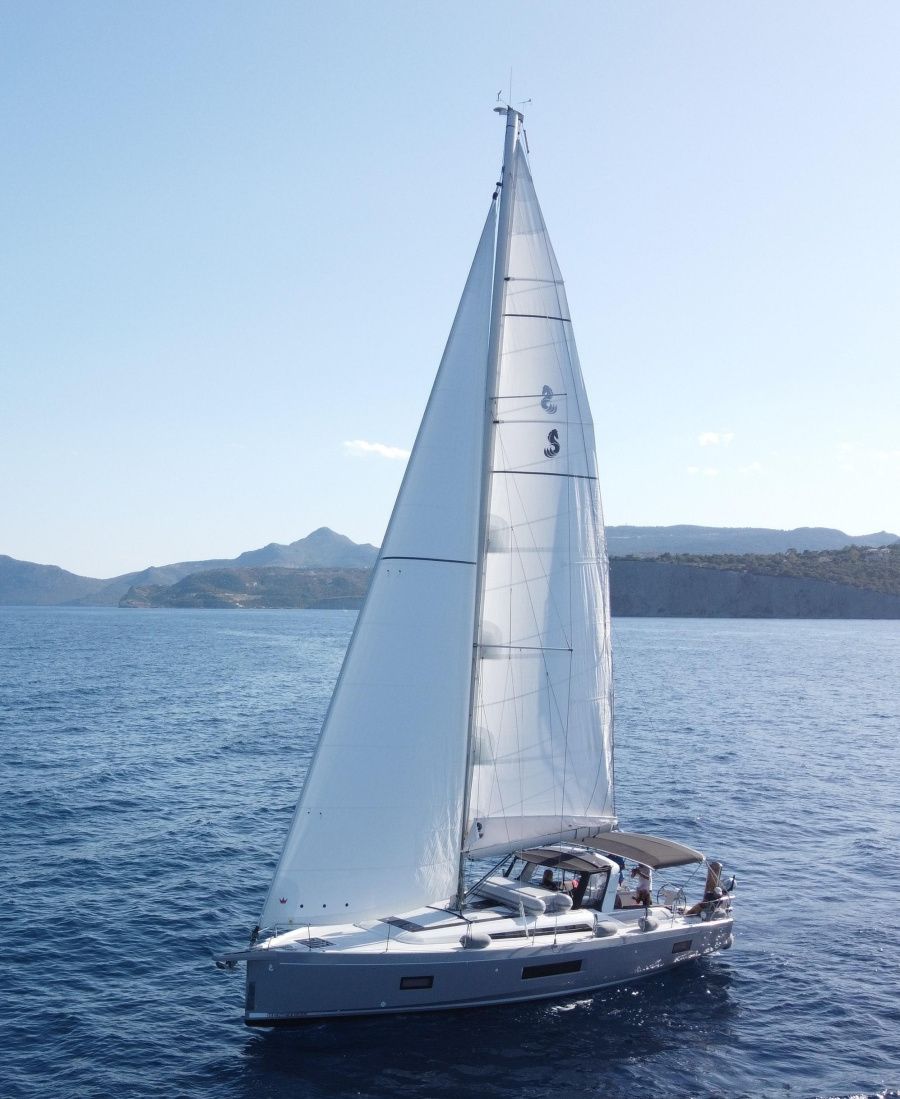 Photo #10 - Oceanis 51.1 - 5 + 1 cab. (Lupo di Mare) en Kos - 31952