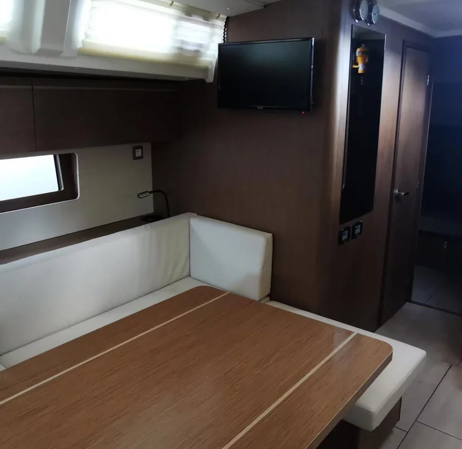 Oceanis 51.1 - 5 + 1 cab. (Lupo di Mare)  - 14