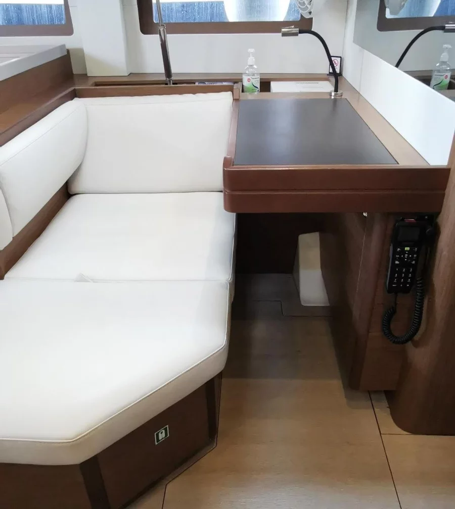 Oceanis 51.1 - 5 + 1 cab. (Lupo di Mare)  - 15