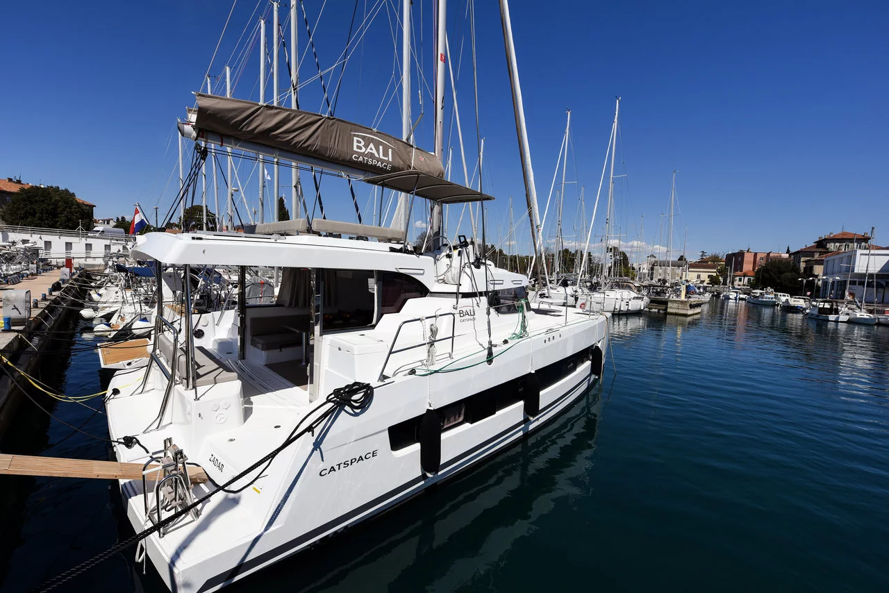 Bali Catspace (Fux 4 Sail)  - 0