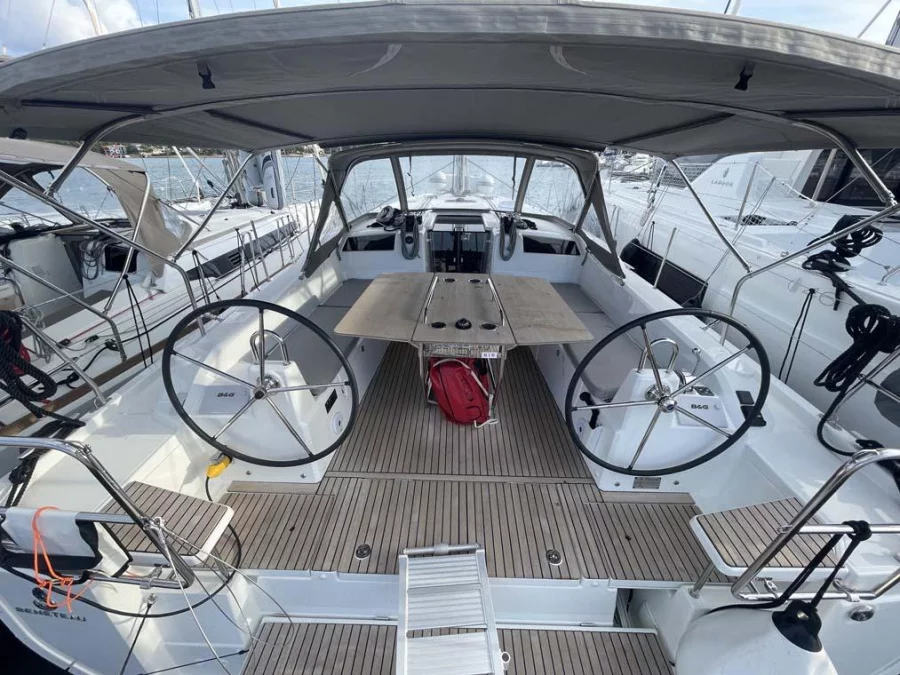 Oceanis 40.1 (Star of the Seas)  - 2