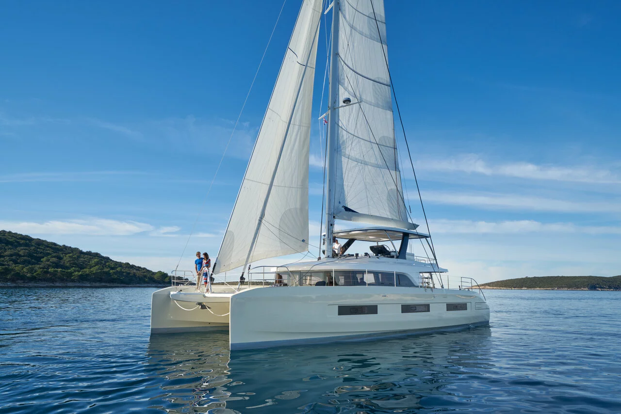 Lagoon Sixty 5 (Amada Mia - CREWED)  - 1