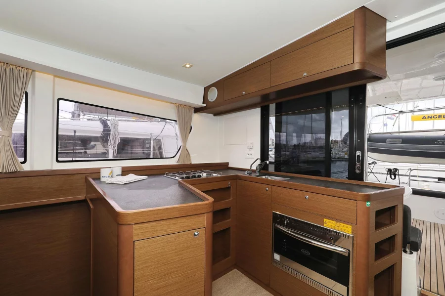 Lagoon 42 - 4 + 2 cab. (Ice Cat)  - 37