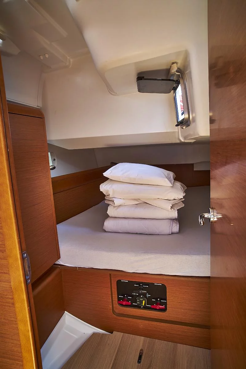Sun Odyssey 449 (Nina)  - 11