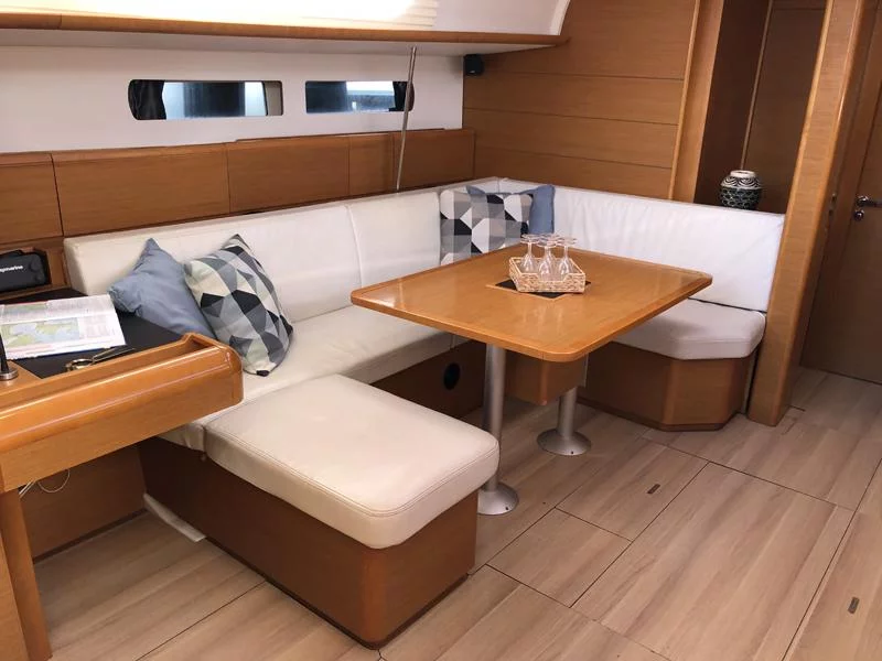 Sun Odyssey 479 - 4 cab. (Luna Rossa)  - 9