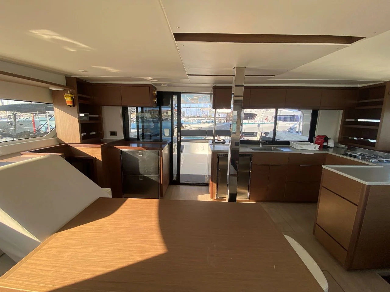 Lagoon 46 - 4 + 2 cab. (HELM)  - 6