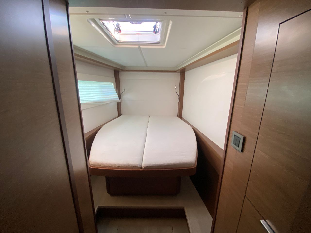 Photo #8 - Lagoon 46 - 4 + 2 cab. (HELM) in Lefkada - 32071