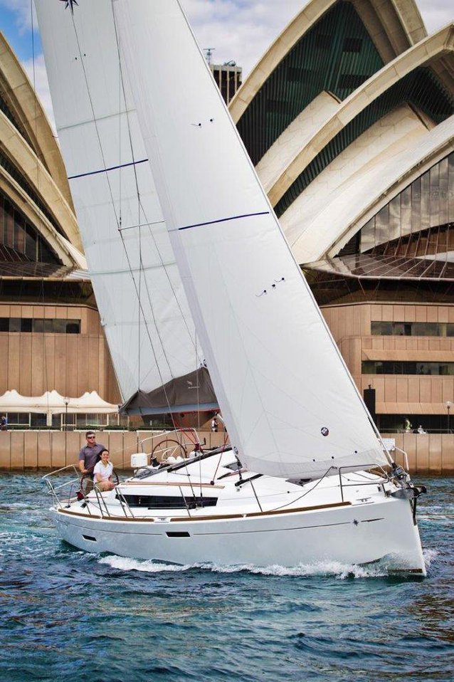 Photo #7 - Sun Odyssey 389 (Carelli) in Road Town - 32109