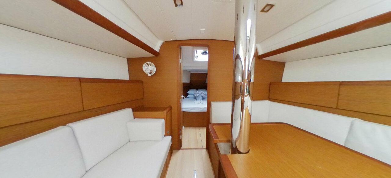 Photo #18 - Sun Odyssey 389 (Carelli) in Road Town - 32109