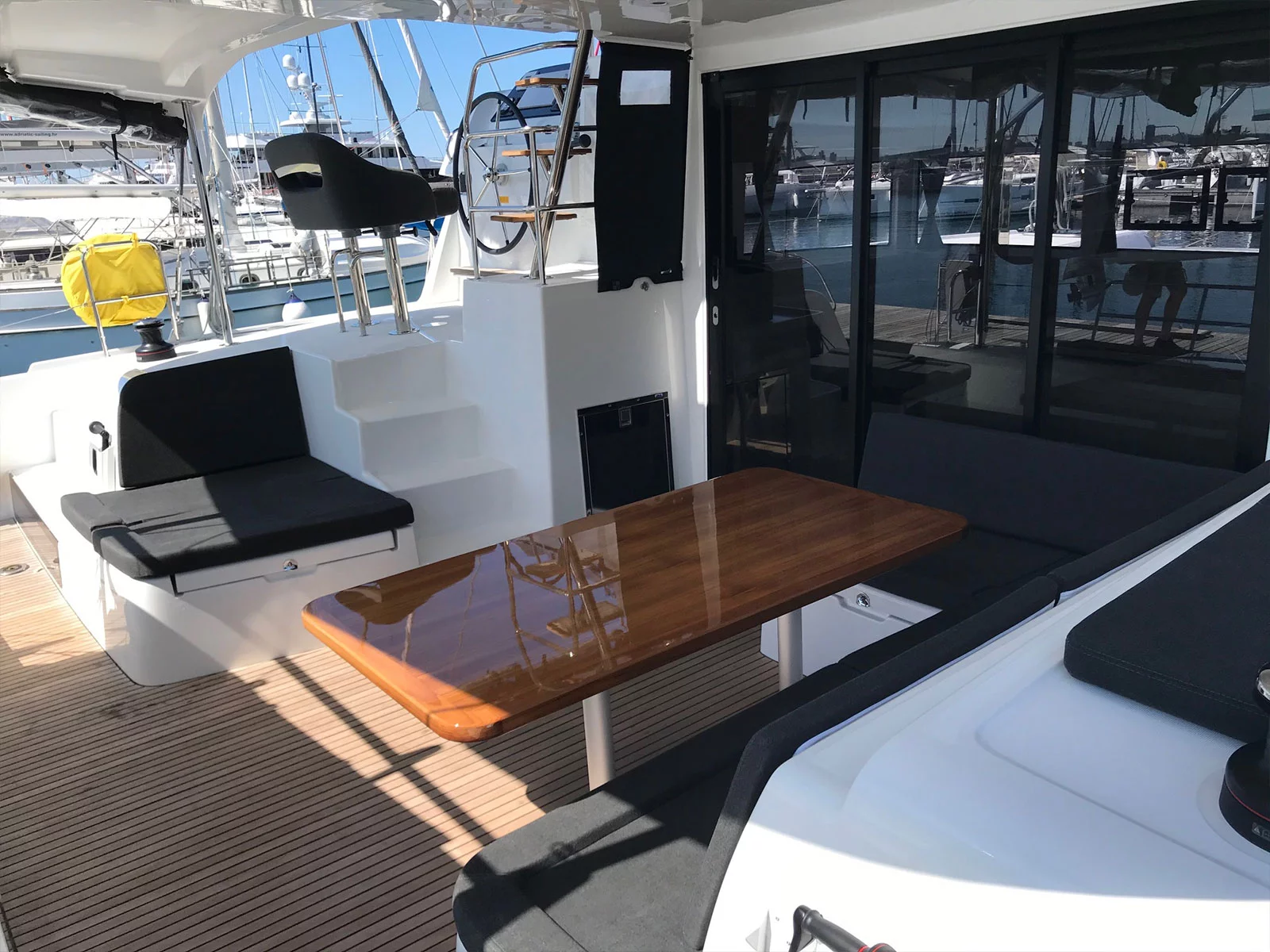 Lagoon 42 OW (Find Us)  - 21