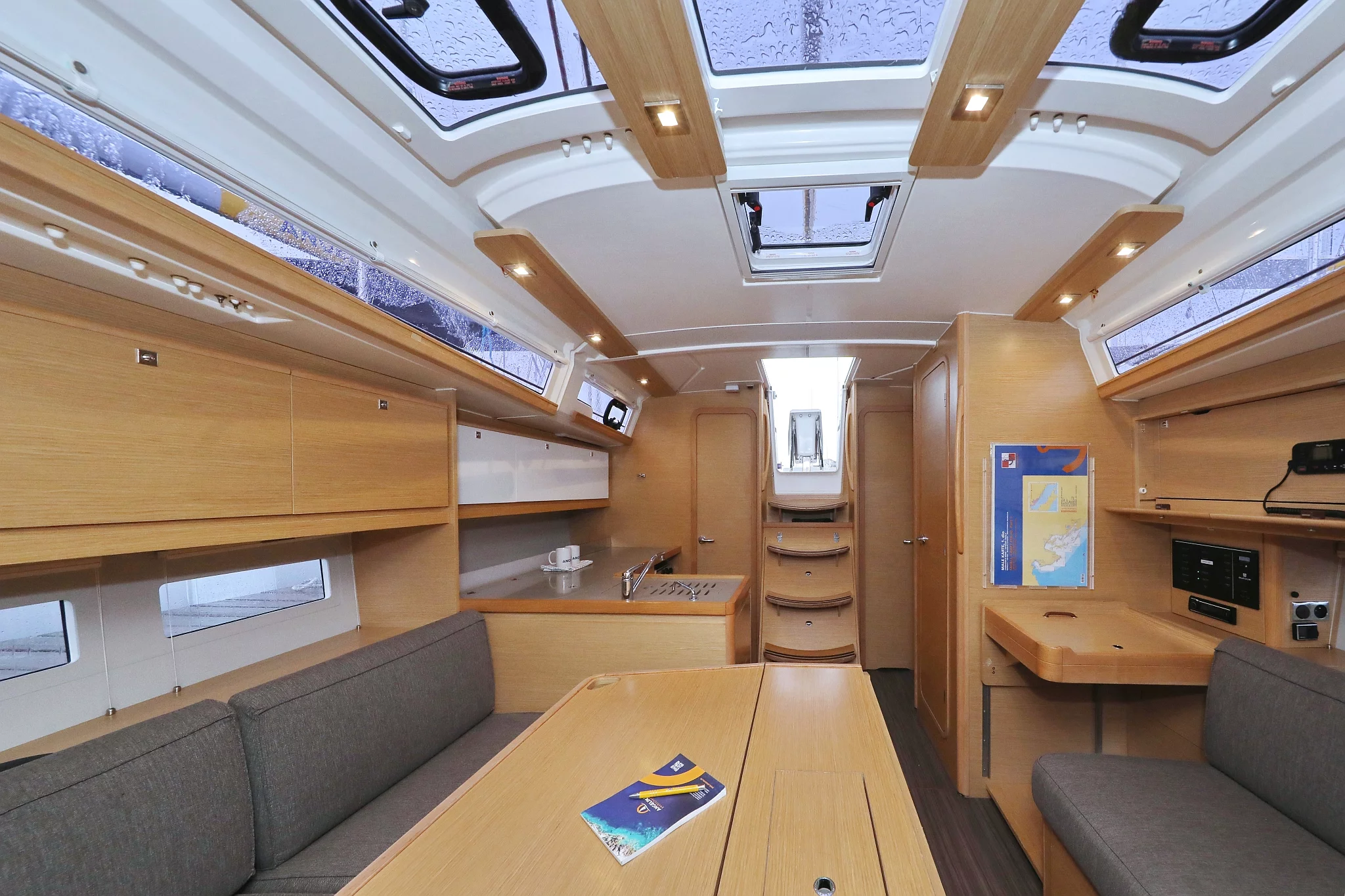 Dufour 390 GL (Mercury)  - 31